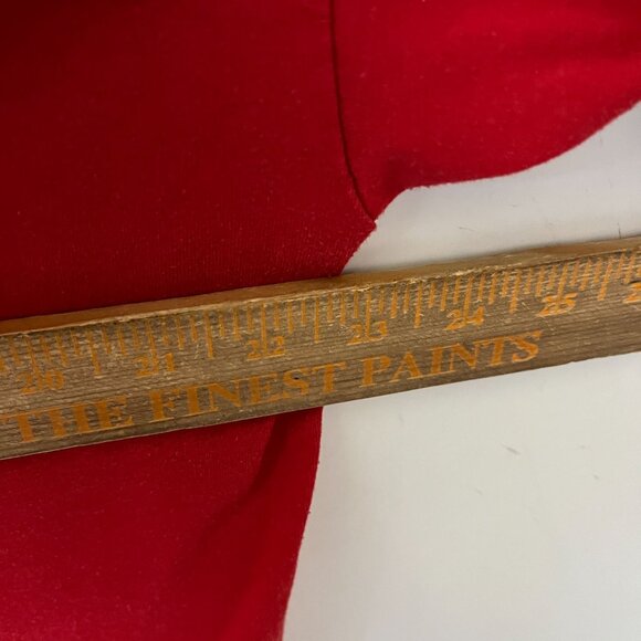 Hanes Heavyweight MacIntyre Park T-Shirt Vintage Red Graphic Unisex Fit - Picture 7 of 14